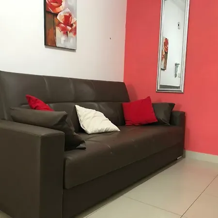 Side Seaview Apt Sliema
